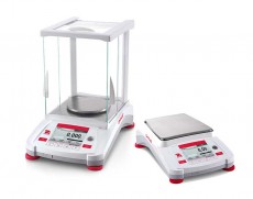 OHAUS Adventurer Analytic Balance