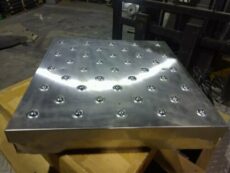 Scale ball top